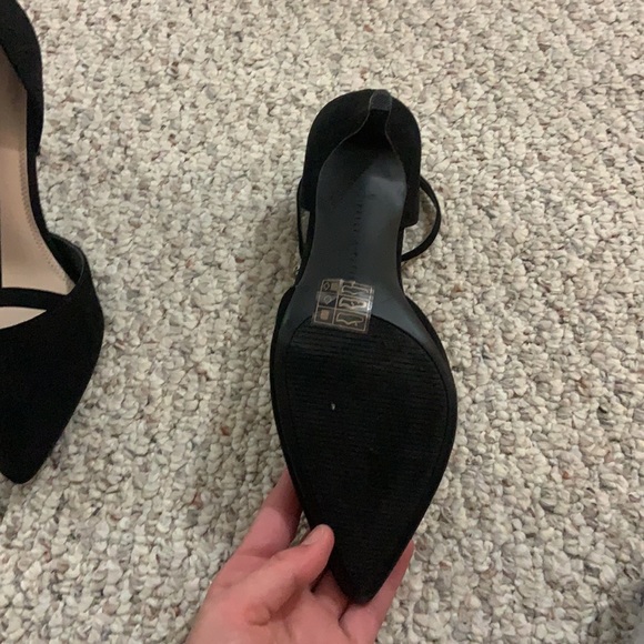 Heels - Picture 3 of 3